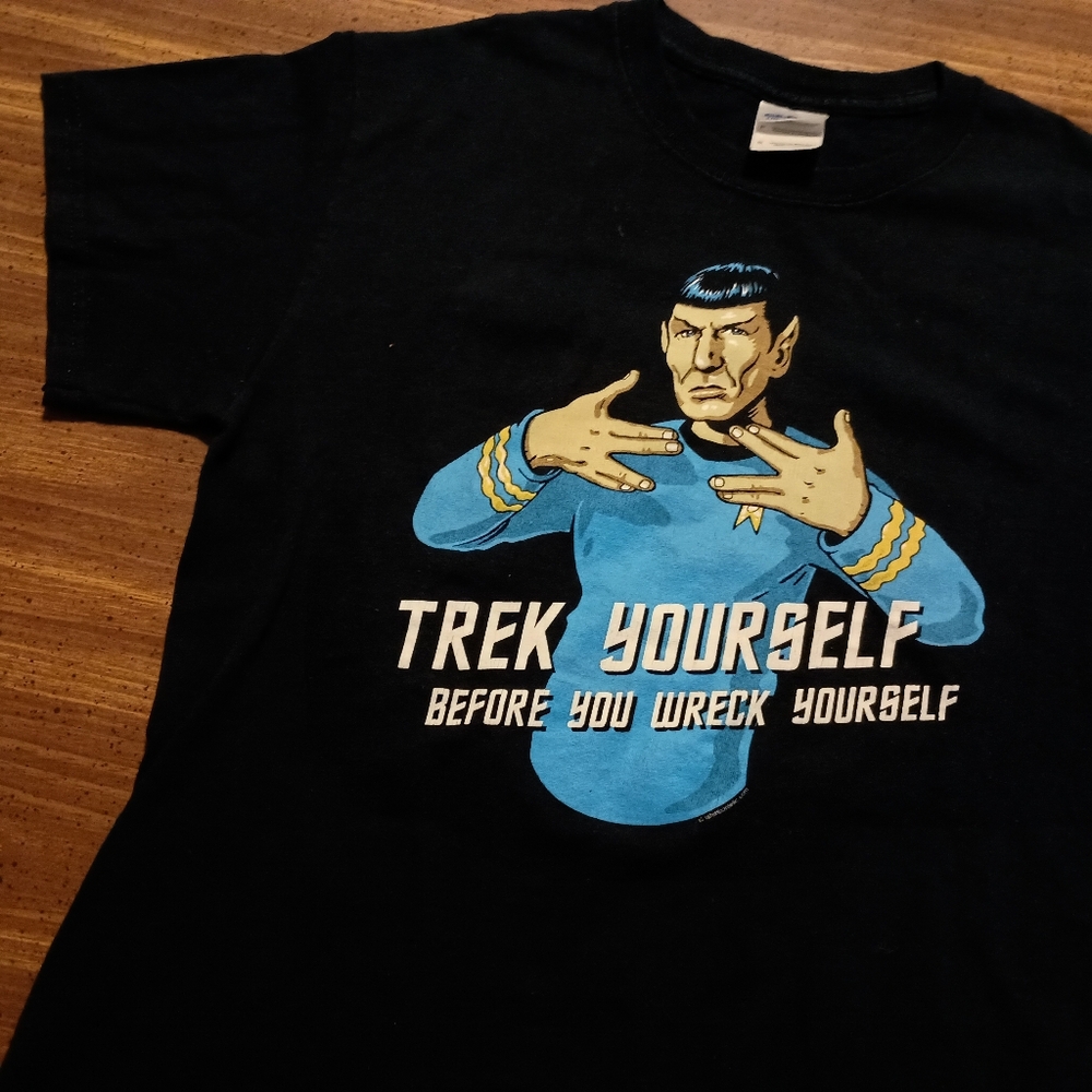 STAR TREK SPOCK T-SHIRT - Small // Trek Yourself Funny TV retro tee shirt